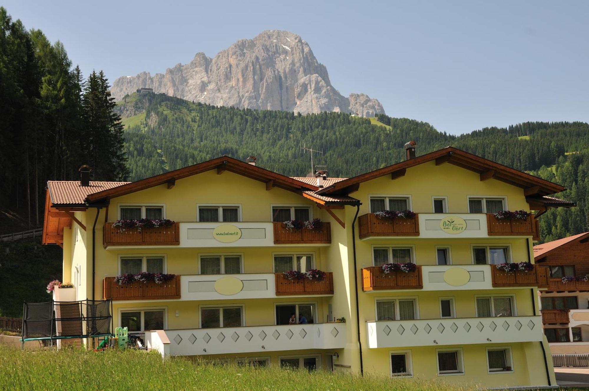 Garni Hotel Bel Vert Selva di Val Gardena Dış mekan fotoğraf