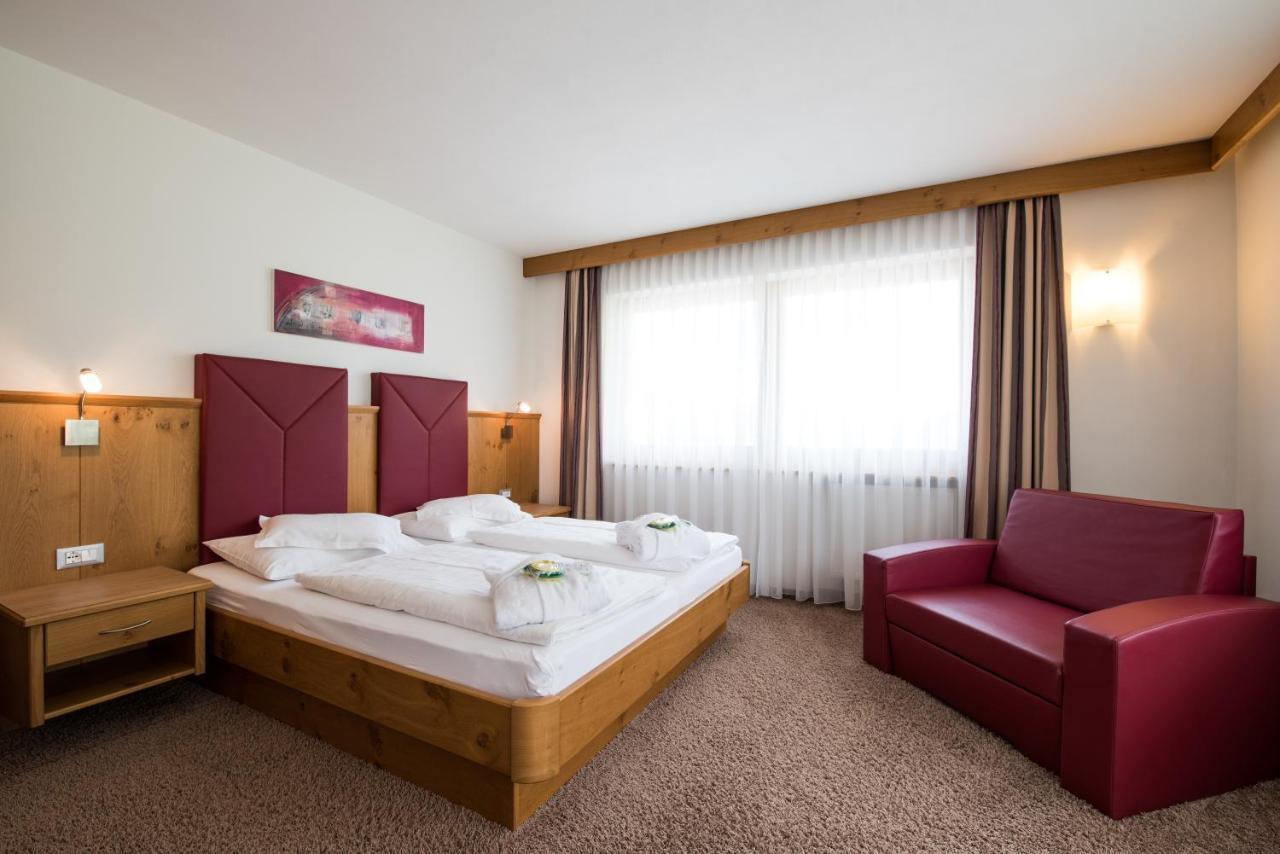 Garni Hotel Bel Vert Selva di Val Gardena Dış mekan fotoğraf